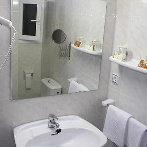 Habitación con Cama King